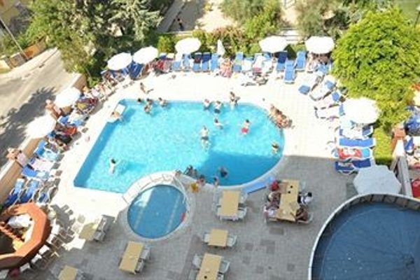 Taç Premier Anex (Alanya)
